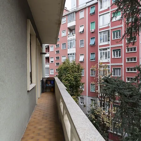 Living Isola Apartamento Milão